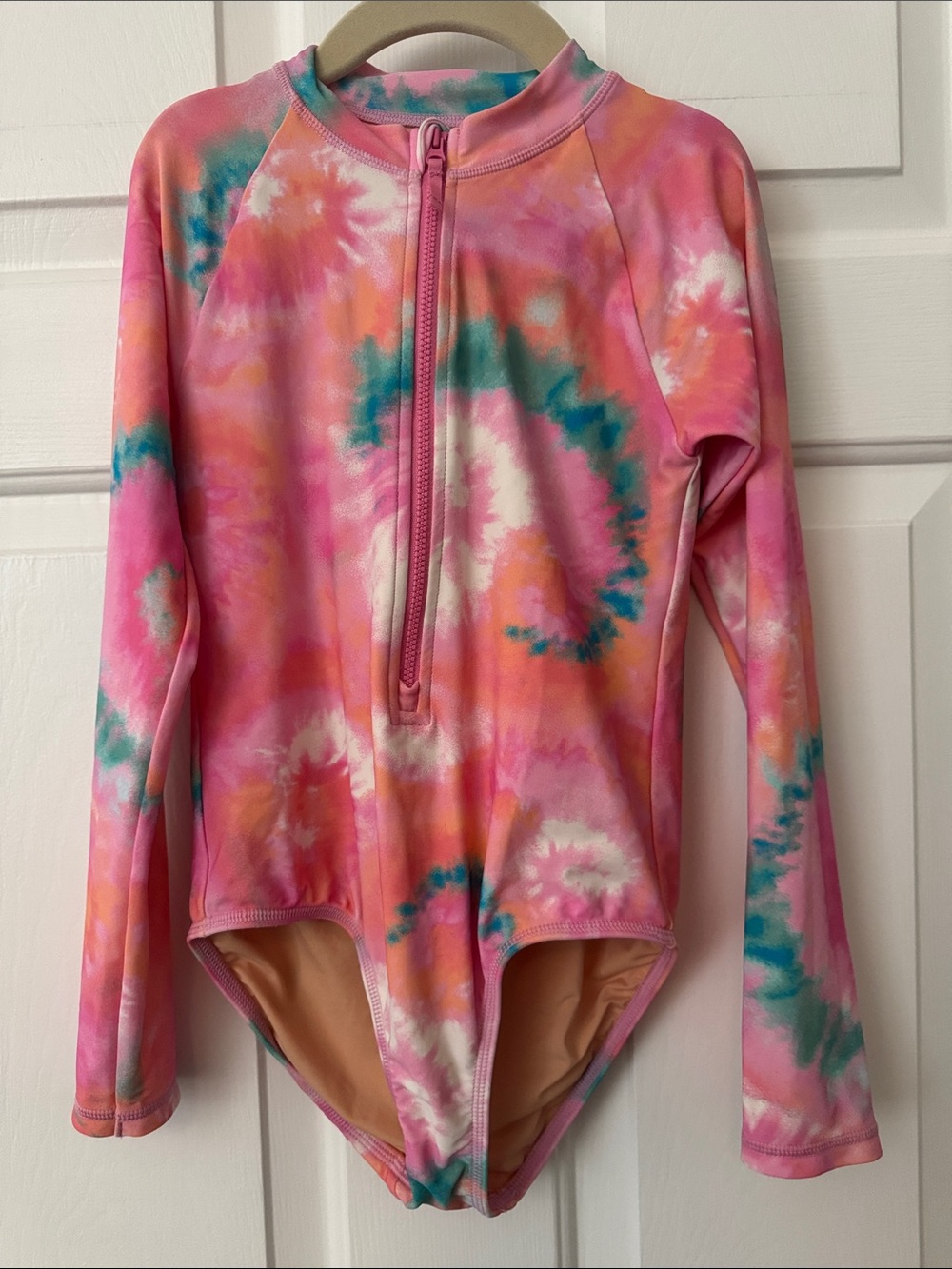 Crewcuts Kids Long-Sleeve Rashguard in Pink Orange Tie-Dye - EUC